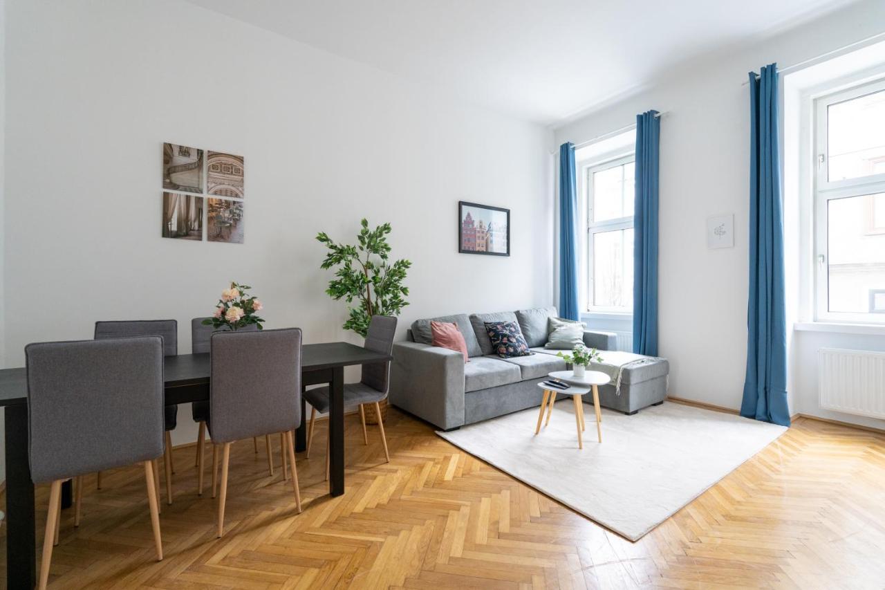 וינה Central Two Bedroom Apartment מראה חיצוני תמונה