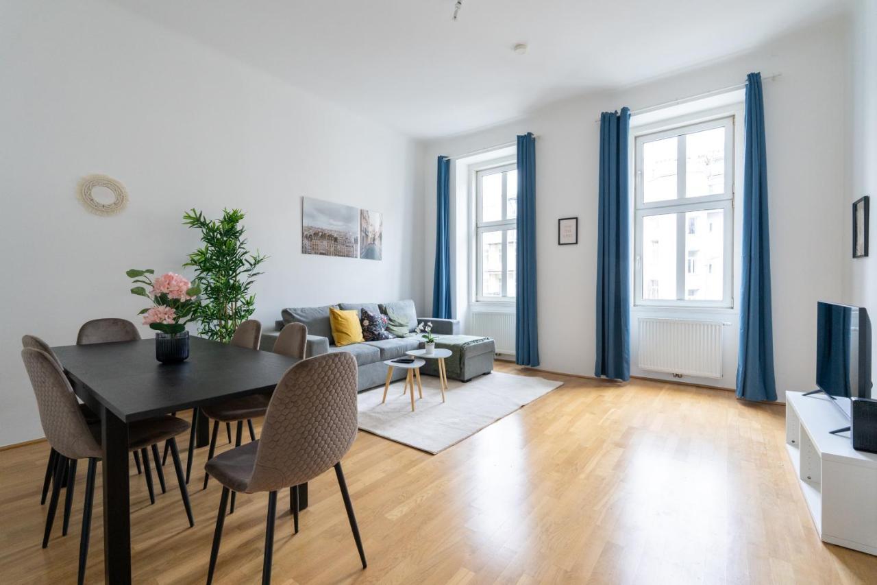 וינה Central Two Bedroom Apartment מראה חיצוני תמונה
