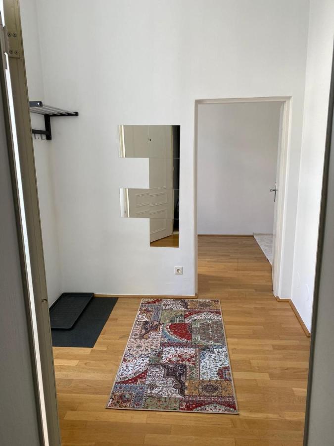 וינה Central Two Bedroom Apartment מראה חיצוני תמונה