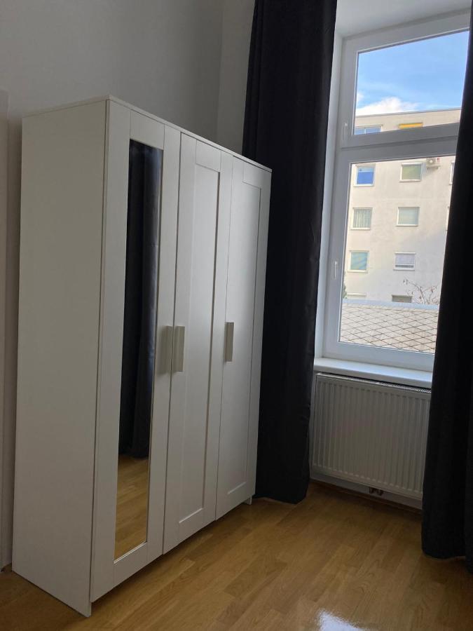 וינה Central Two Bedroom Apartment מראה חיצוני תמונה