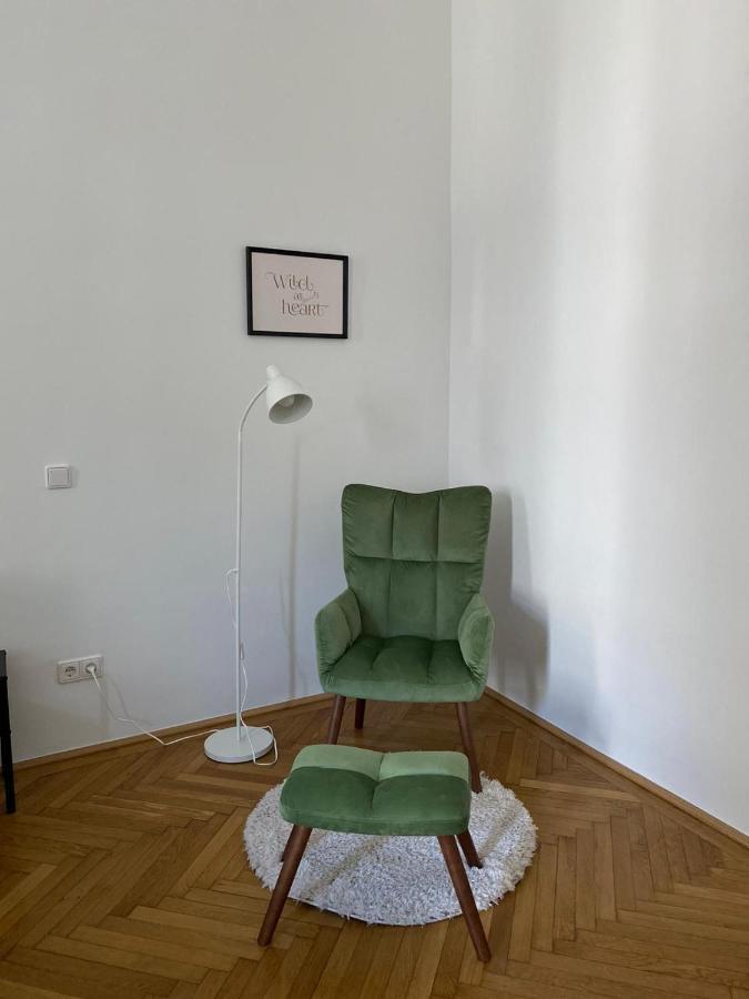 וינה Central Two Bedroom Apartment מראה חיצוני תמונה