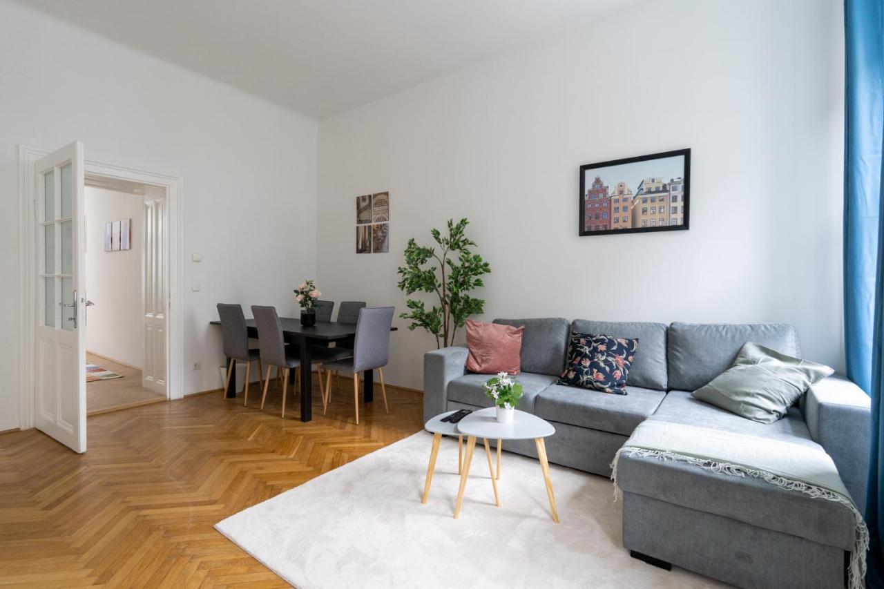 וינה Central Two Bedroom Apartment מראה חיצוני תמונה
