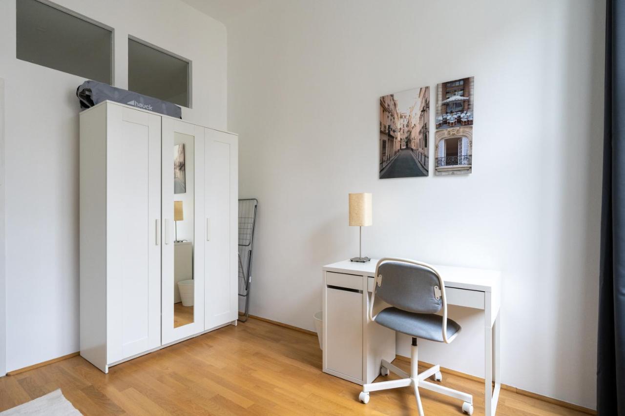 וינה Central Two Bedroom Apartment מראה חיצוני תמונה
